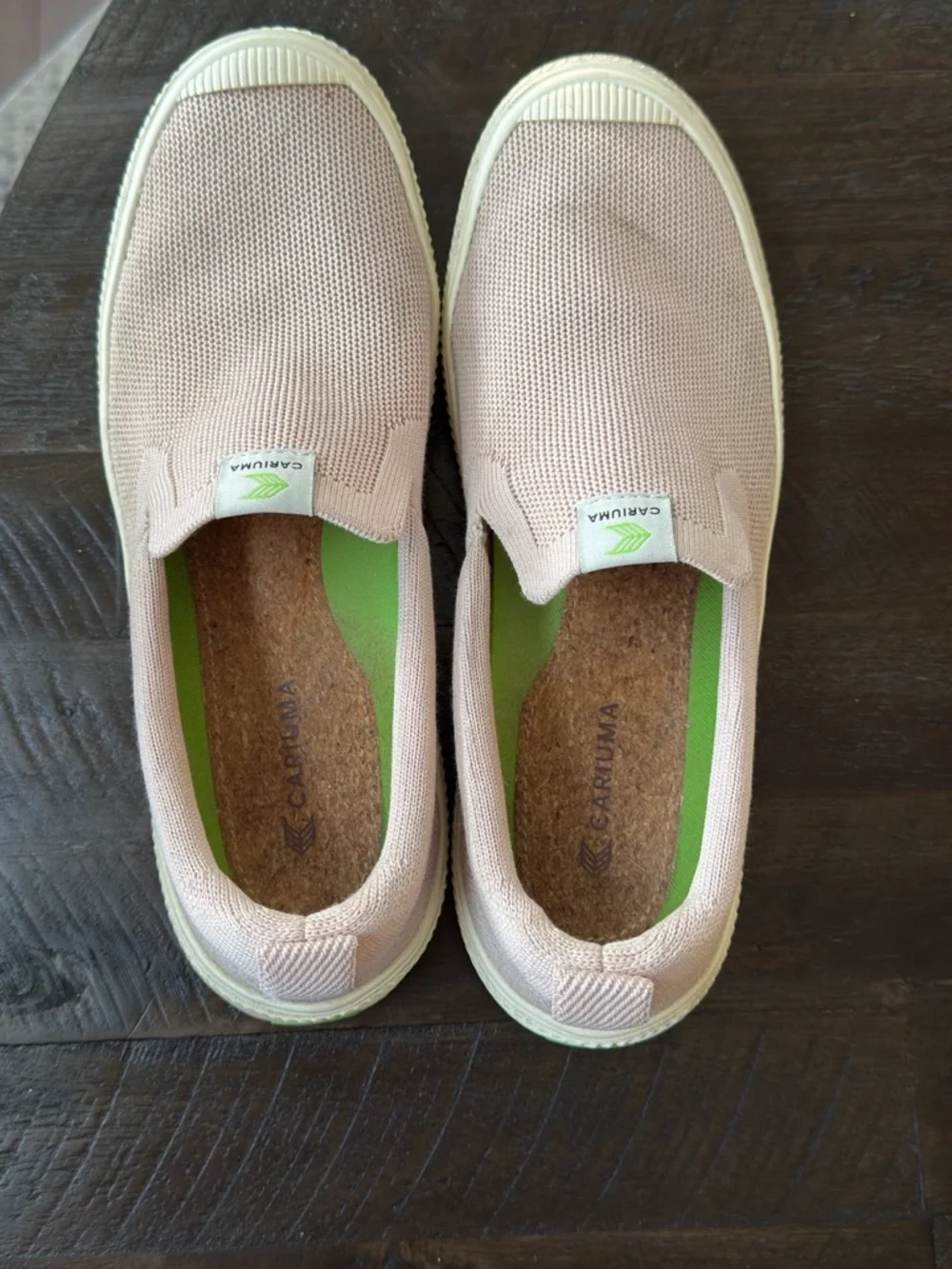 Cariuma Vegan Slip-On Sneakers – Pale Pink – Size 9 - Picture 2 of 6